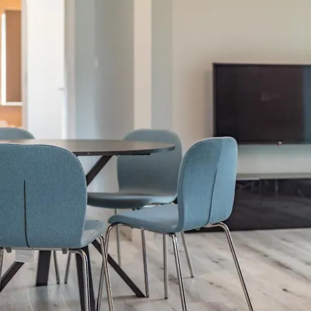 Lopuszanska 55 By Homeprime * Warsaw